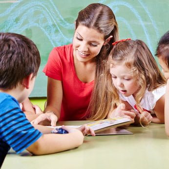 Kurs opiekunek dzieci do lat 3